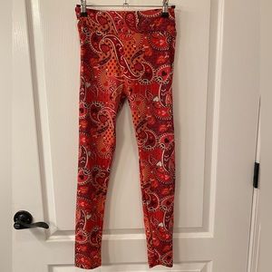 Valentine’s Day Paisley Leggings